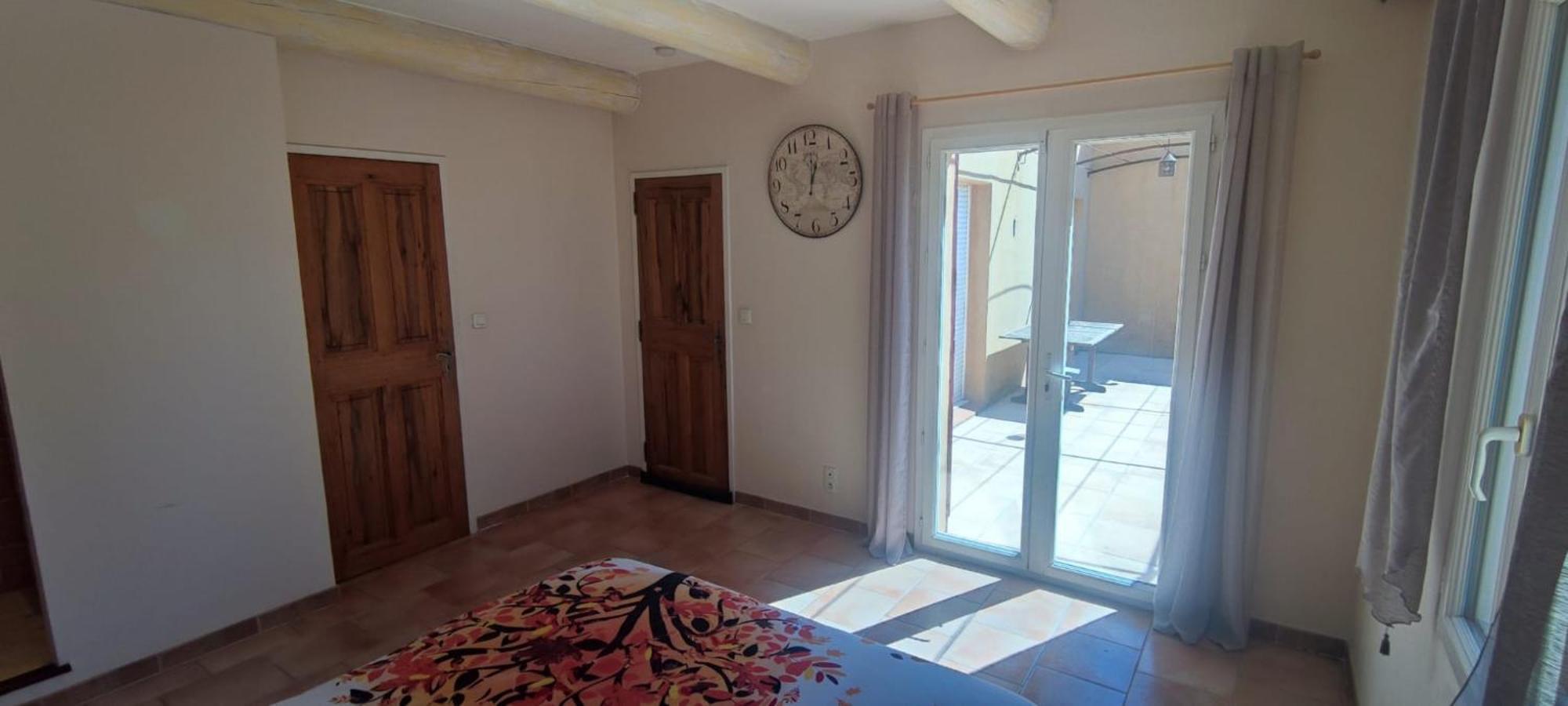 Studio 25M2 Avec Piscine Et Spa, Proche Iter Et Cadarache Daire Valensole Dış mekan fotoğraf